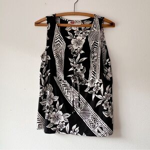 Vintage Hilo Hattie sleeveless black and white floral Hawaiian shirt size‎ L